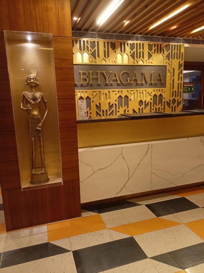 Abhyagama Hotel Дігха Екстер'єр фото