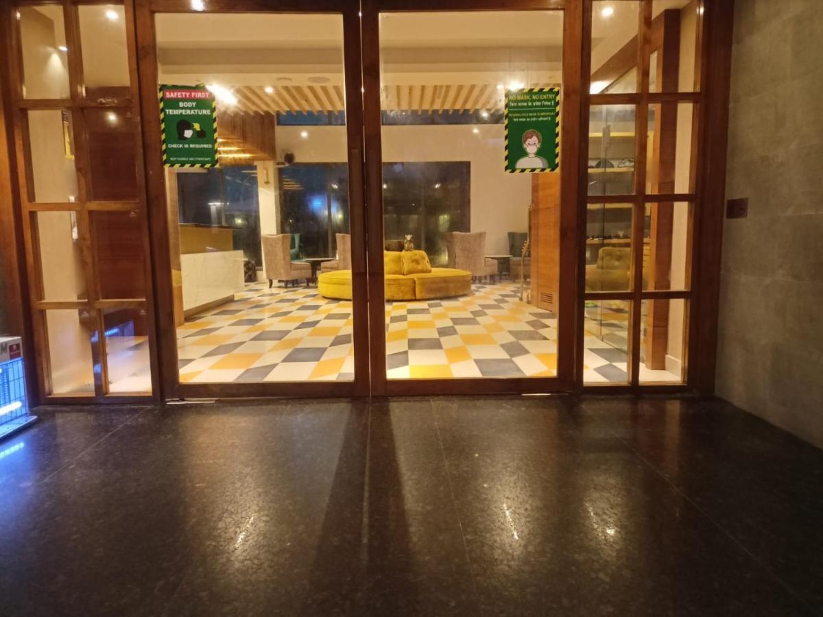 Abhyagama Hotel Дігха Екстер'єр фото